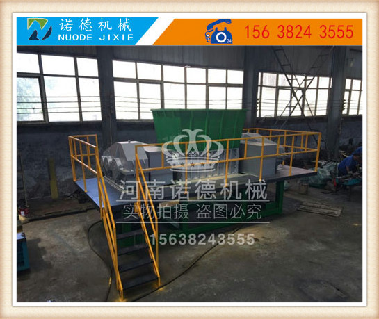 金屬桶撕碎機(jī)可以粉碎廢舊三輪車，廢舊自行車，廢舊