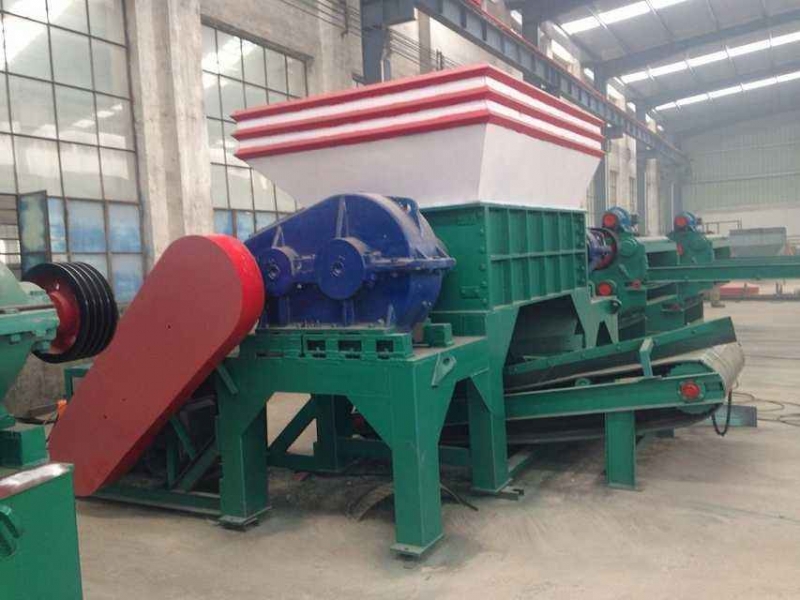 交城廢舊家具撕碎機(jī)可帶你現(xiàn)場試機(jī)