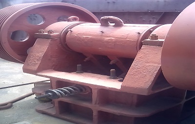 鄂式破碎機(jī)產(chǎn)品圖片