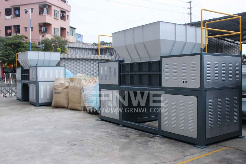 供應(yīng)廢舊IBC桶撕碎機(jī)東莞綠豐產(chǎn)品圖片