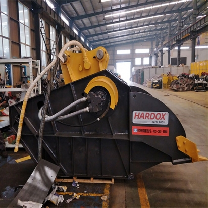 廣東三一220挖機(jī)破碎斗價(jià)格？產(chǎn)品圖片