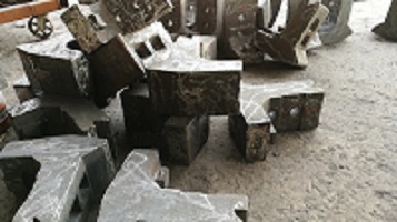 爐篦條，隔熱件，高鉻合金鋼，耐熱鋼，襯板，錘頭等產(chǎn)品圖片