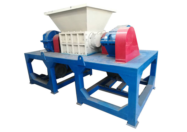 金楠金屬粉碎機(jī)廢舊汽車粉碎機(jī)維護(hù)質(zhì)優(yōu)價(jià)