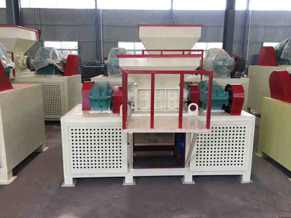 金楠塑料粉碎廢棄塑料維護(hù)簡(jiǎn)單物有所