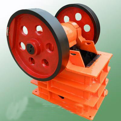 JC系列深腔顎式破碎機(jī) 產(chǎn)品圖片