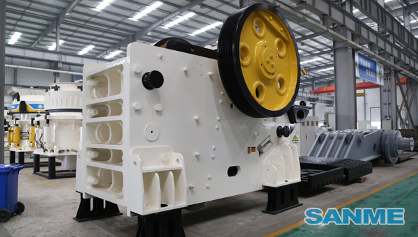 JC顎式破碎機(jī)產(chǎn)品圖片