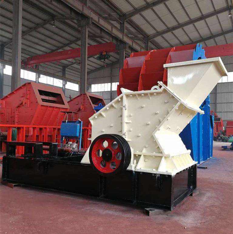 臥式液壓開箱制砂機產(chǎn)品圖片