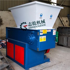 廢舊塑料破碎設(shè)備 機(jī)頭料單軸撕碎機(jī) 編織袋粉碎機(jī) 塑料管材破碎產(chǎn)品圖片