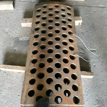 破碎機(jī)漏板高錳鋼篩板破碎機(jī)篦板產(chǎn)品圖片