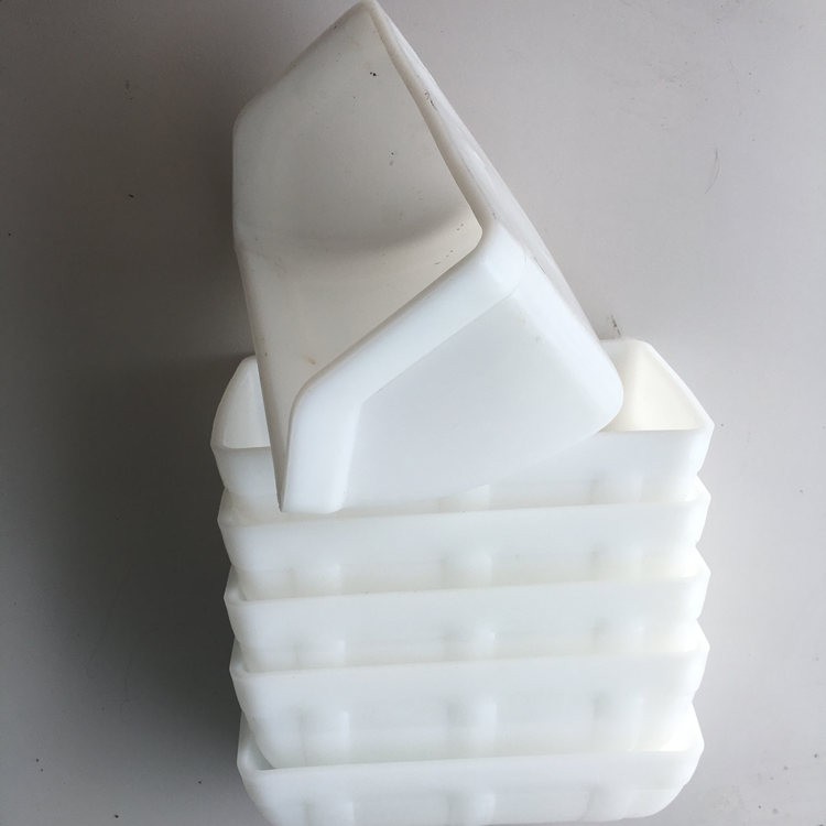 提升機(jī)塑料斗  畚斗提升機(jī)畚斗產(chǎn)品圖片