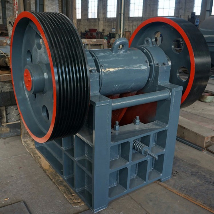 顎式破碎機在礦山破碎生產(chǎn)線中的破碎效產(chǎn)品圖片