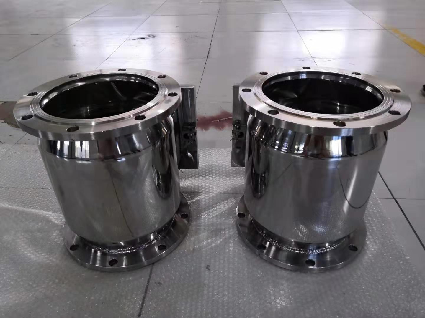 除鐵器廠家全權(quán)負責(zé)，讓您選擇很愉快