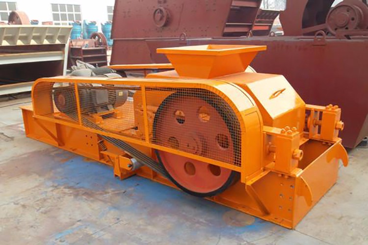   雙齒輥破碎機出現(xiàn)跳帶的原因產(chǎn)品圖片