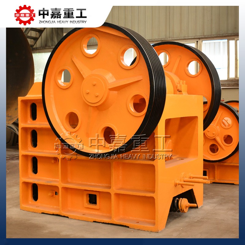 頁巖顎式破碎機(jī)|PE顎式破石機(jī)設(shè)備選型|時產(chǎn)200噸顎式碎石機(jī)——中嘉重工產(chǎn)品圖片
