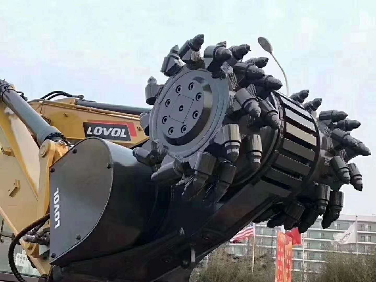 小松210公路路面破碎銑刨機頭