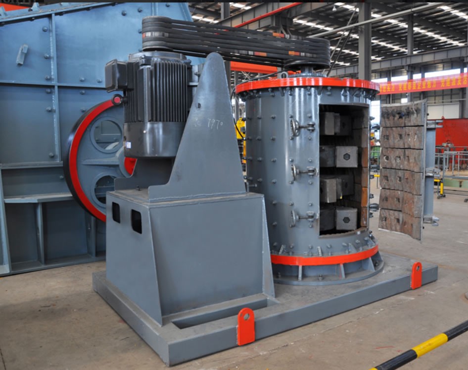 立式板錘制砂機