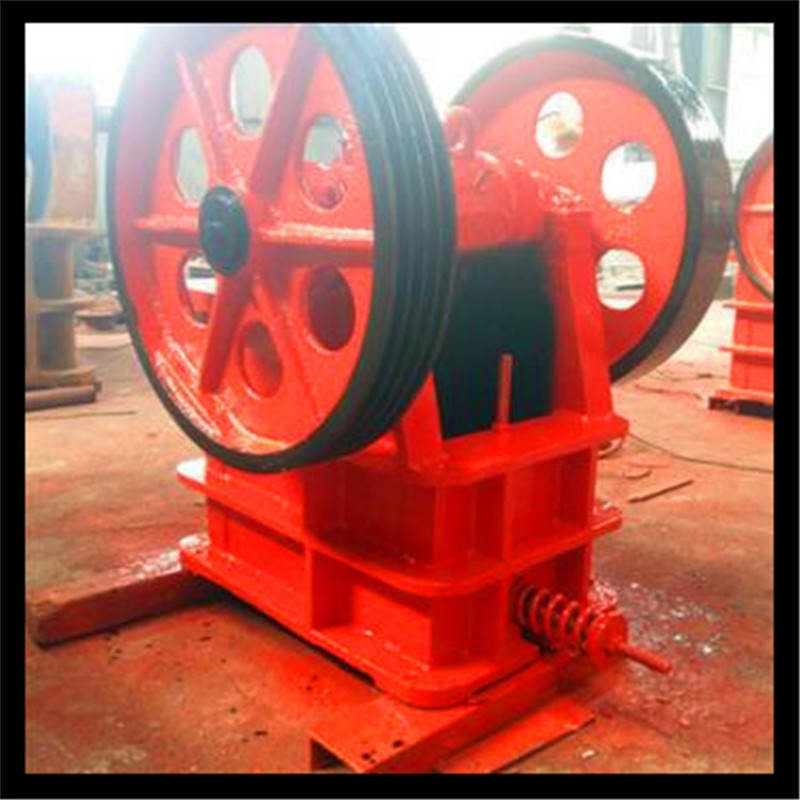 全自動(dòng)小型顎式破碎機(jī)花崗巖顎式破碎機(jī)鄂式移動(dòng)破碎站鄂破粉碎機(jī)產(chǎn)品圖片