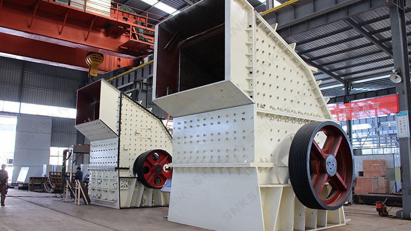 新型單段錘式破碎機產(chǎn)品圖片