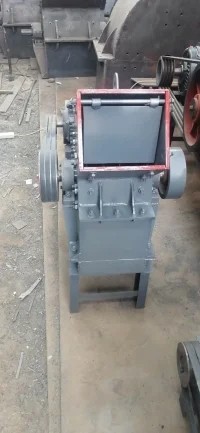  錘式破碎機專業(yè)的錘破機生產(chǎn)廠家價格低