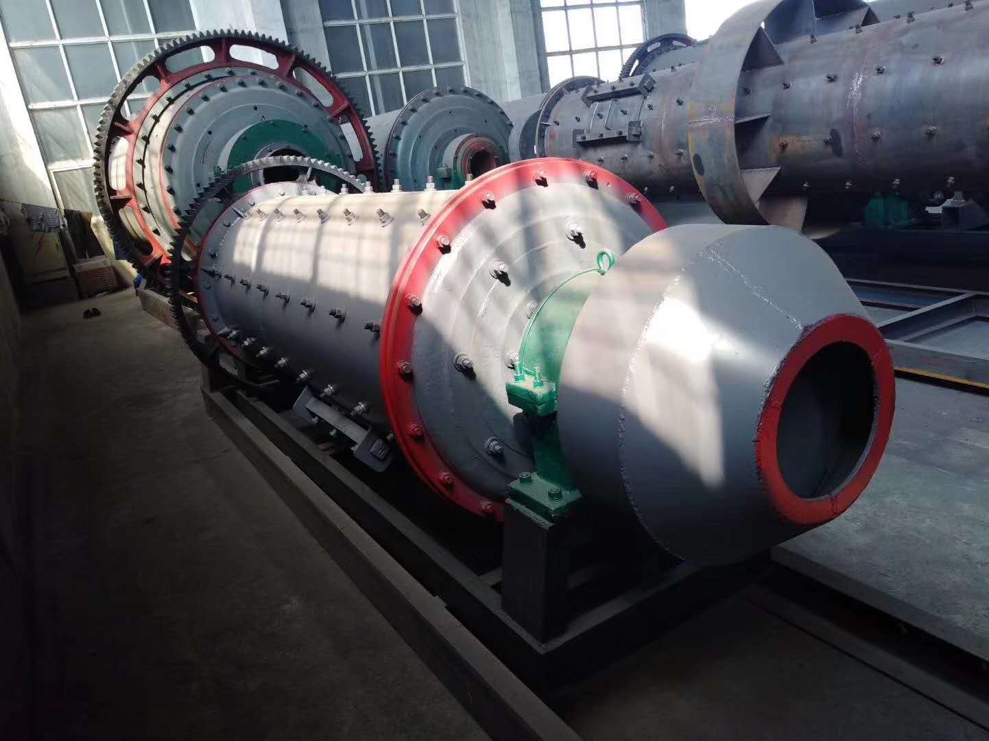 淄博節(jié)能球磨機廠家大齒圈鋼球襯板八孔墊