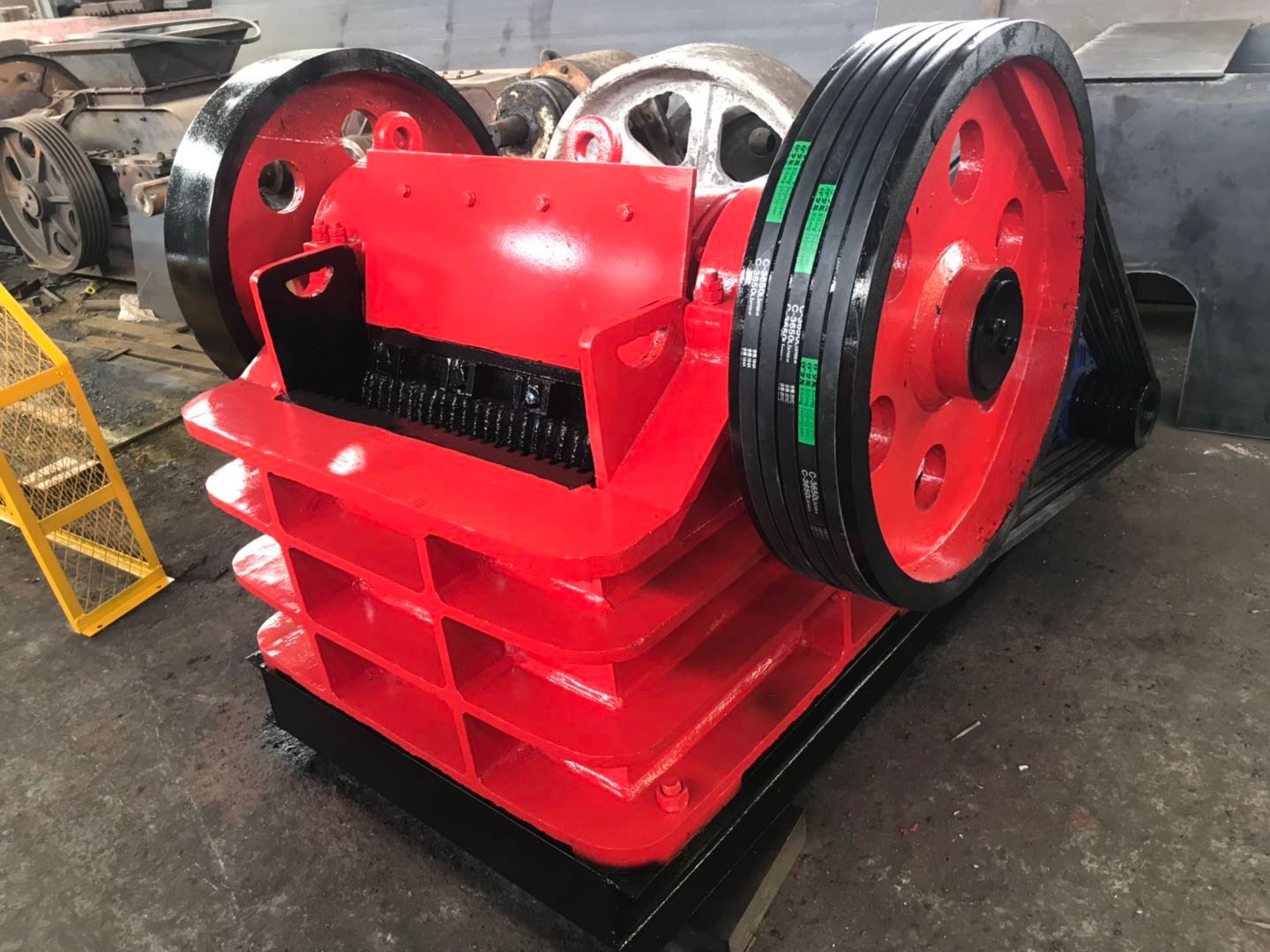 細式顎式破碎機 花崗巖破碎機PEX150x750產(chǎn)品圖片