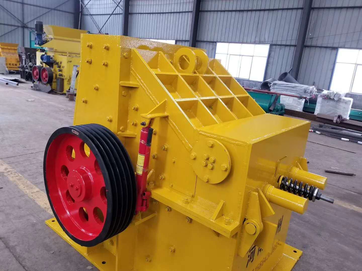 破碎機(jī)、高細(xì)破碎機(jī)產(chǎn)品圖片