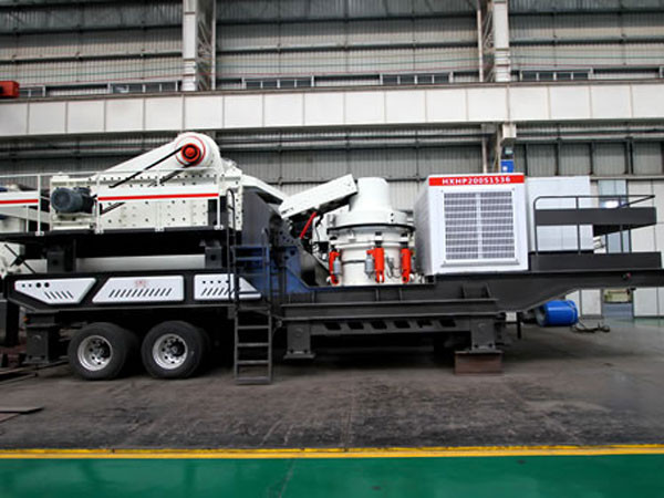 圓錐式移動(dòng)破碎站產(chǎn)品圖片