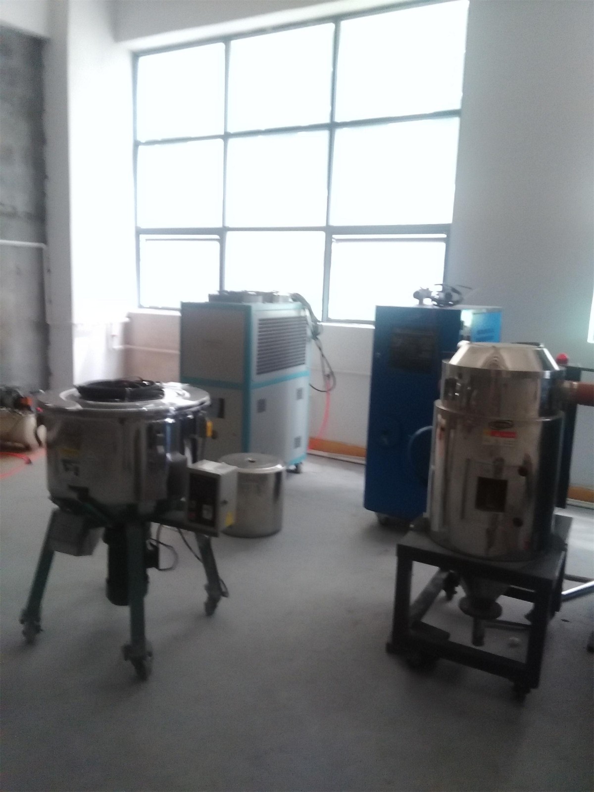 混合設(shè)備攪拌機(jī)混色機(jī)拌料機(jī)混料機(jī)產(chǎn)品圖片