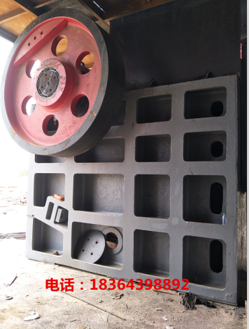 山東黑山路橋機(jī)械1316顎式破碎機(jī)