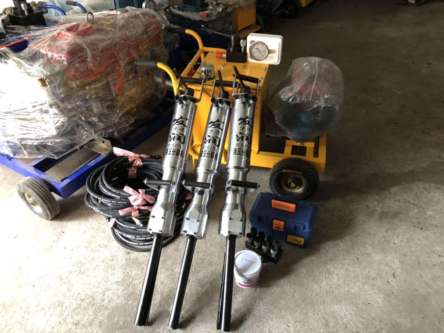 礦山破碎機(jī)械設(shè)備