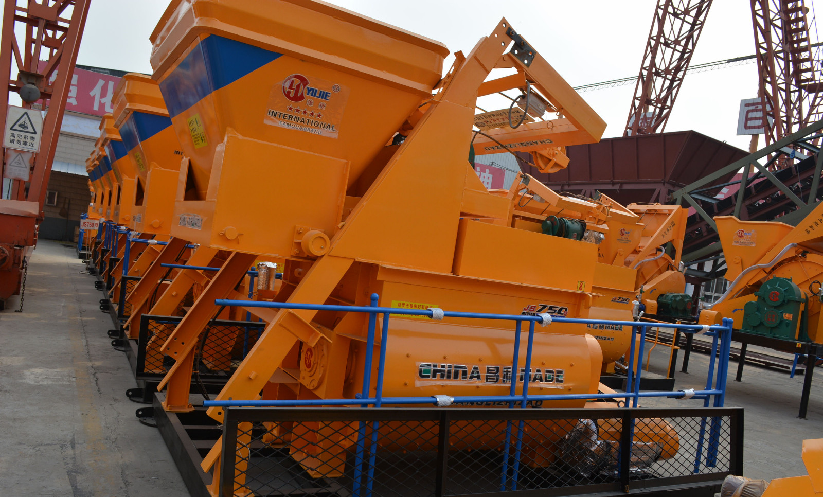 河南新鄉(xiāng)昌利雙臥軸強制式750混凝土攪拌機廠家直銷