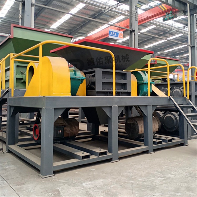 托盤撕碎機(jī) 固體廢料粉碎設(shè)備 800雙軸撕碎機(jī)廠家產(chǎn)品圖片