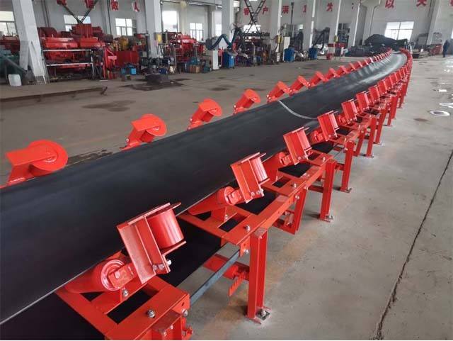 天科20度帶式輸送機(jī)轉(zhuǎn)彎裝置