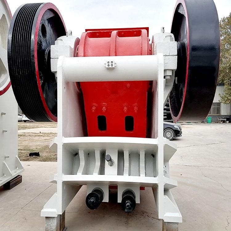 顎式破碎機(jī)產(chǎn)品圖片