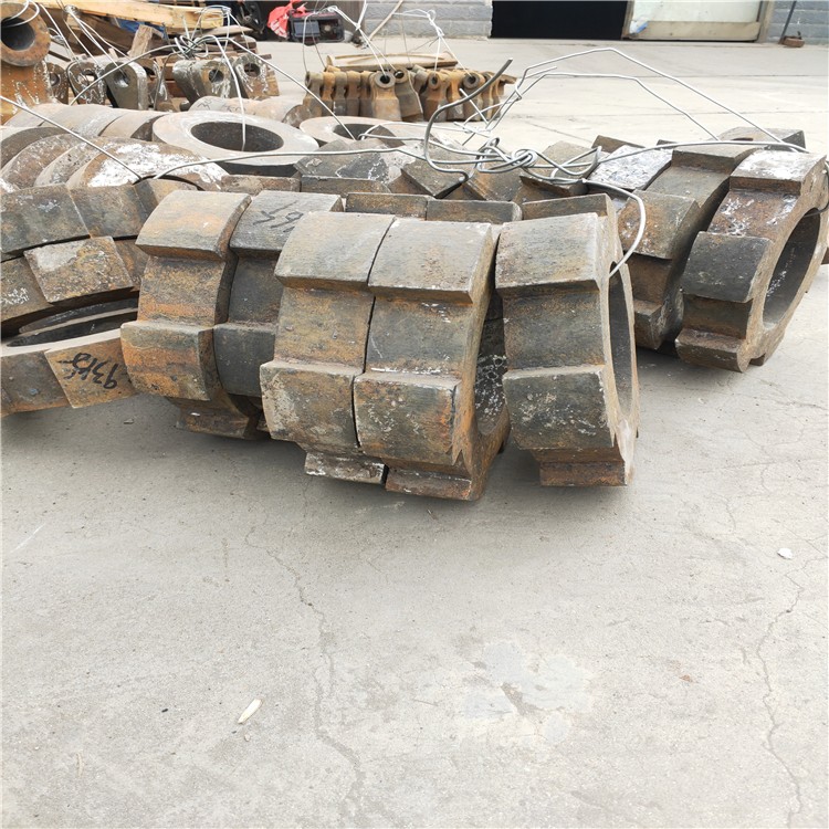 HCSC10 HCSC12重型環(huán)錘式破碎機高錳鋼圓環(huán)錘齒環(huán)錘產(chǎn)品圖片