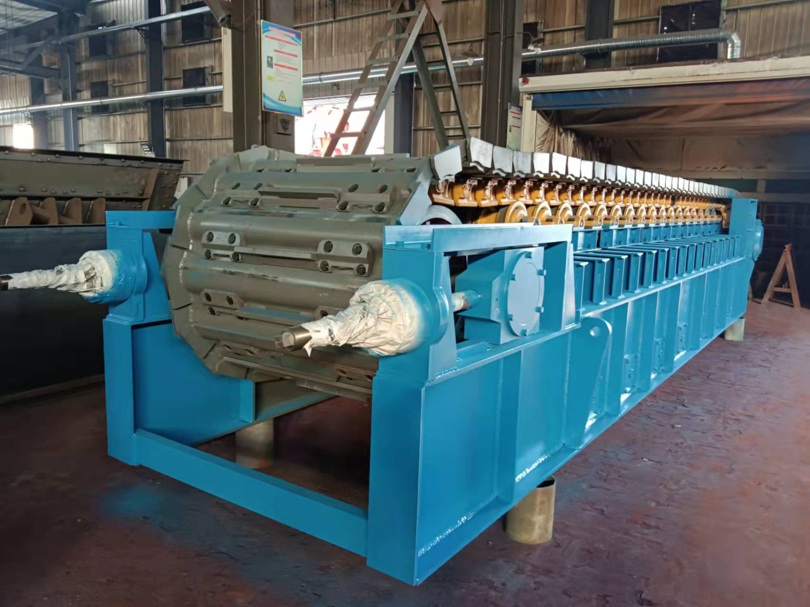 重型板式給料機免注油支重輪