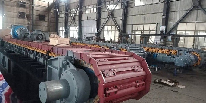 板式喂料機用途_給顎式破碎機喂料