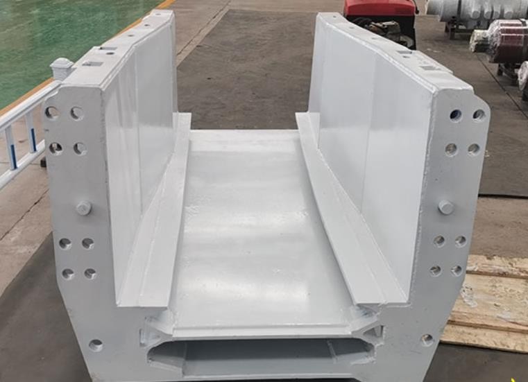 煤礦刮板輸送機和轉(zhuǎn)載機用105SF04中部槽