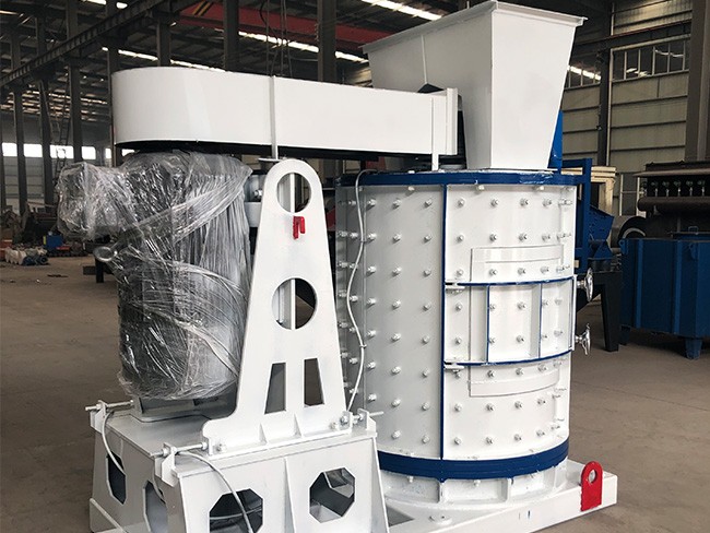 云南諾創(chuàng)機械立軸式制砂機產(chǎn)品圖片