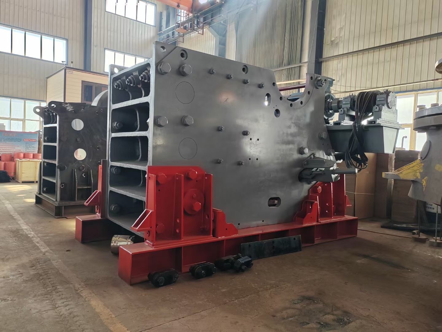 供應(yīng)PE顎式破碎機(jī)老虎口石頭破碎機(jī)鄂破產(chǎn)品圖片