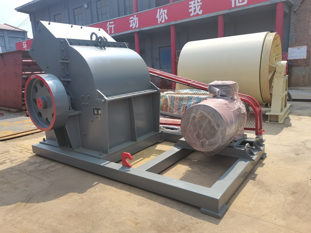 PC1010錘式破碎機(jī)    石灰石破碎機(jī)