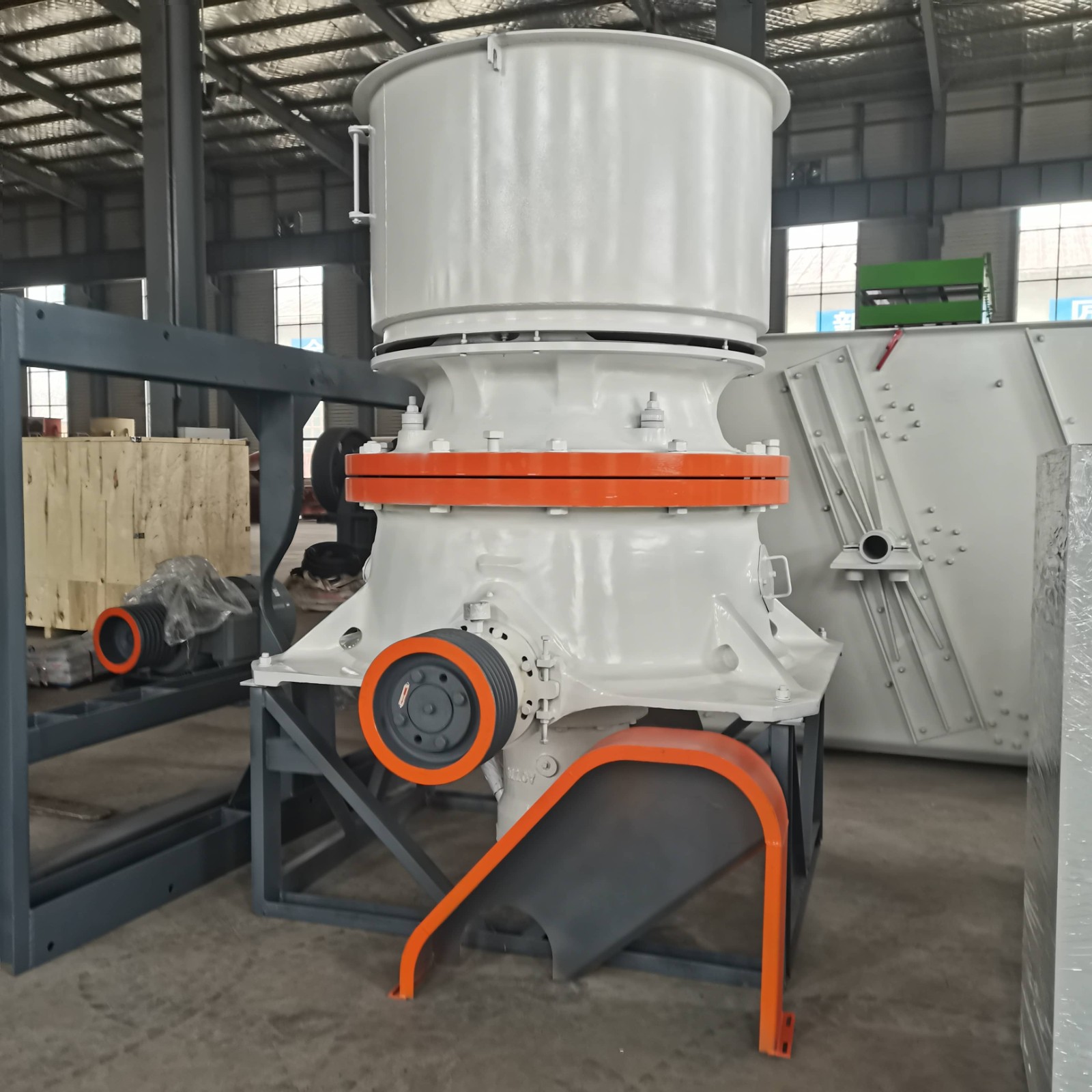 少林重型機(jī)器專業(yè)生產(chǎn)DP430單缸圓錐破碎機(jī)價格優(yōu)惠