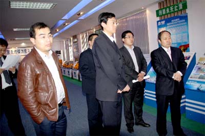 共青團濰坊市委副書記劉志為一行到山東華特磁電調研