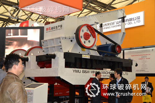 義烏黑白礦機(jī)為客戶(hù)介紹單機(jī)破碎生產(chǎn)線(xiàn)