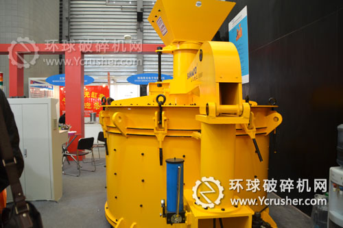 山友重工展示的ＶＳＩ制砂機設(shè)備