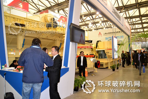 上海維強重工2012上海寶馬展機械設(shè)備