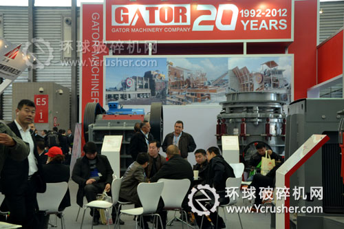 上海蓋爾特機械在寶馬展上展出的顎式破碎機、液壓圓錐式破碎機設(shè)備