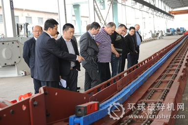 設(shè)備驗收現(xiàn)場