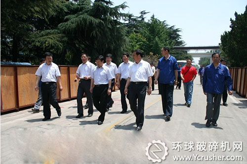 濟寧市委副書記、市長梅永紅到山礦公司考察指導(dǎo)工作