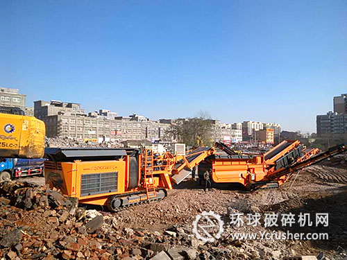 洛克斯特移動(dòng)式破碎設(shè)備組合現(xiàn)場